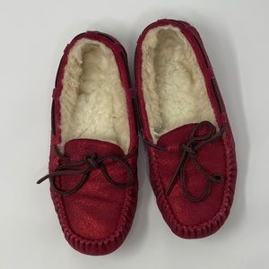 Ugg Dakota ruby red sparkly moccasins slippers